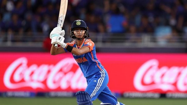 india-spinner-shreyanka-patil-match-winning-cameo-wcpl-title.Click to read full article.