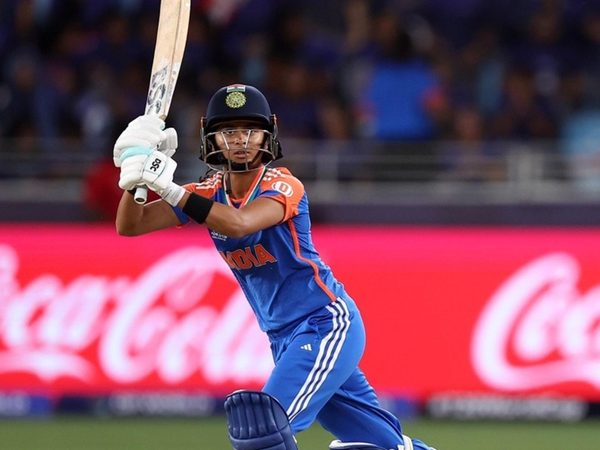 india-spinner-shreyanka-patil-match-winning-cameo-wcpl-title.Click to read full article.