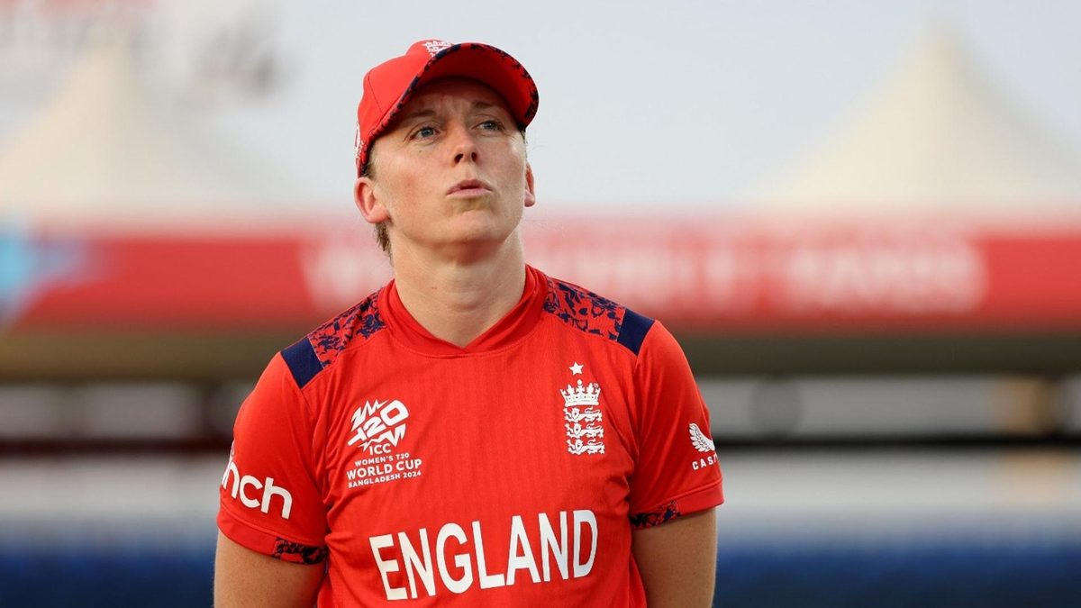 Heather Knight steps down as England women's captain