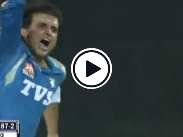 watch-pumped-up-sourav-ganguly-cleans-up-kevin-pietersen-with-first-delivery-in-two-years.Click to read full article.