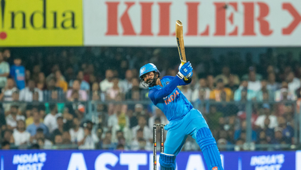 dinesh-karthik-is-indias-very-first-death-over-t20i-specialist.Click to read full article.