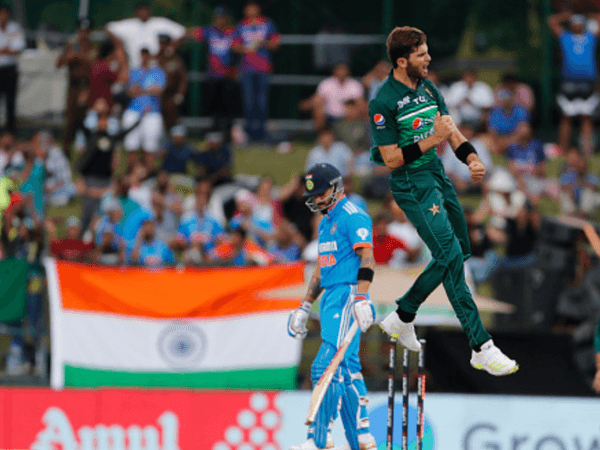 shaheen-shah-afridi-bowls-rohit-sharma-virat-kohli-opening-spell-ind-v-pak.Click to read full article.
