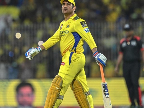 chennai-fans-and-their-dhoni-a-bond-in-need-of-redefinition.Click to read full article.