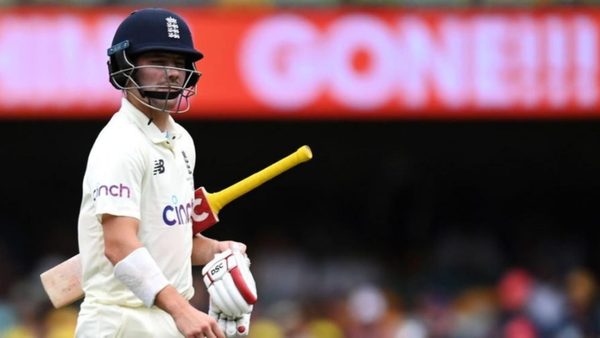 englands-horror-year-with-the-bat-in-numbers-ashes-2021-22.Click to read full article.