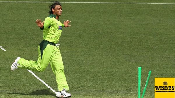 wisdens-t20-spell-of-the-2000s-no-1-shoaib-akhtars-4-11.Click to read full article.