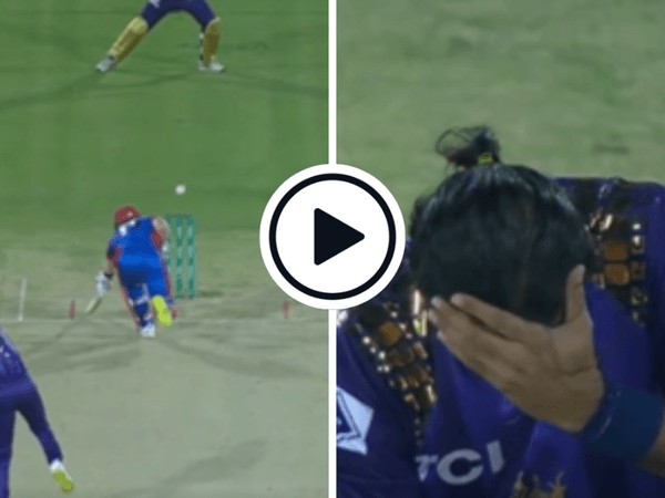 frustrated-sohail-khan-attempts-throw-at-batter-concedes-four-runs-in-psl.Click to read full article.