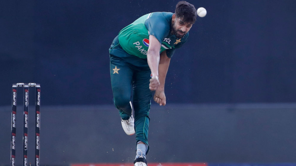 haris-rauf-injury-update-scans-reveal-no-tear-but-pakistan-quick-ruled-out-of-bowling-in-india-asia-cup-game.Click to read full article.