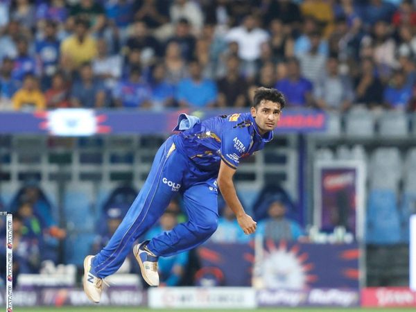 mumbai-indians-seamer-anshul-kamboj-records-5th-best-figures-duleep-trophy-history.Click to read full article.