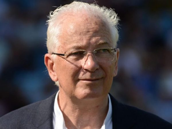 david-gower-says-he-would-love-to-return-to-working-for-test-match-special.Click to read full article.