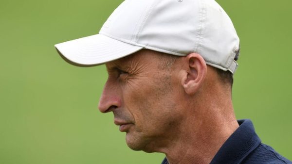 nasser-hussain-calls-on-icc-to-change-bad-light-protocols.Click to read full article.