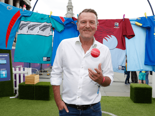 how-phil-tufnell-got-into-poker.Click to read full article.