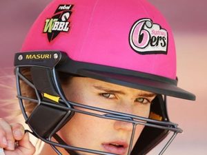 ellyse-perry-signs-two-year-extension-with-sydney-sixers.Click to read full article.