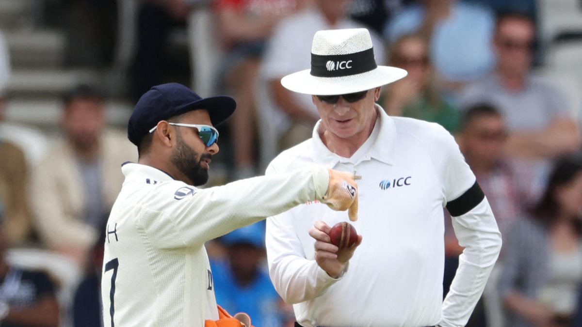 India's Rishabh Pant (L) complains about the shape of the ball to Australia's umpire Paul Reiffel (R) on day three of the first cricket test match between England and India at Headingley cricket ground in Leeds, northern England on June 22, 2025