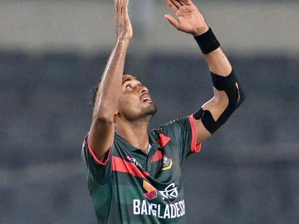 6-48-bangladesh-left-arm-quick-shoriful-islam-demolishes-middle-order-as-australia-seal-tense-consolation-odi-win.Click to read full article.