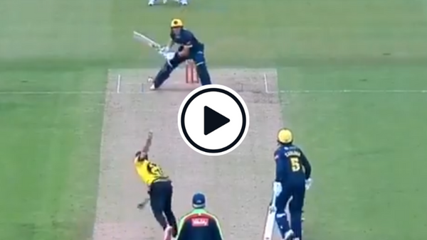 watch-labuschagne-changes-stroke-mid-delivery-to-dab-wide-yorker-for-four.Click to read full article.