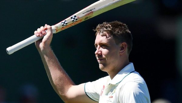 should-australia-play-cameron-green-as-a-pure-batter-in-the-border-gavaskar-series.Click to read full article.