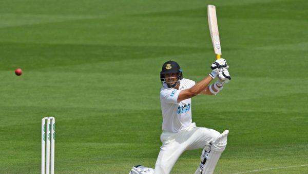 warwickshire-sussex-draw.Click to read full article.