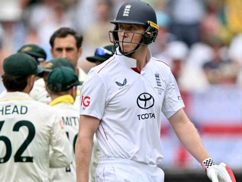 0-1-three-times-over-england-and-australia-complete-world-first-with-poor-starts-in-first-ashes-test.Click to read full article.
