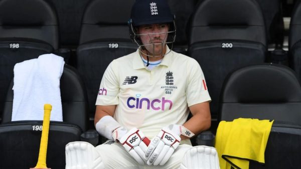 alastair-cook-rory-burns-has-to-think-about-adapting-his-technique.Click to read full article.