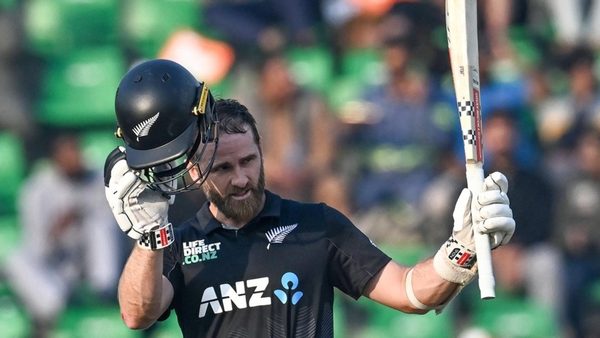 fastest-to-7000-odi-runs-full-list-kane-williamson-beats-virat-kohli-to-take-second-place-pak-tri-nation-series.Click to read full article.