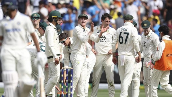 yashasvi-jaiswal-fumes-at-caught-behind-call-after-snicko-doesnt-catch-deflection-aus-vs-ind.Click to read full article.