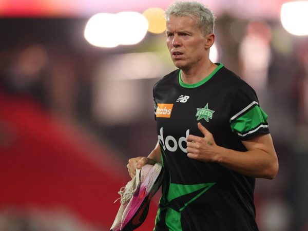 explained-how-a-legends-tournament-in-india-reportedly-led-to-former-australia-seamer-peter-siddle-losing-county-deal.Click to read full article.