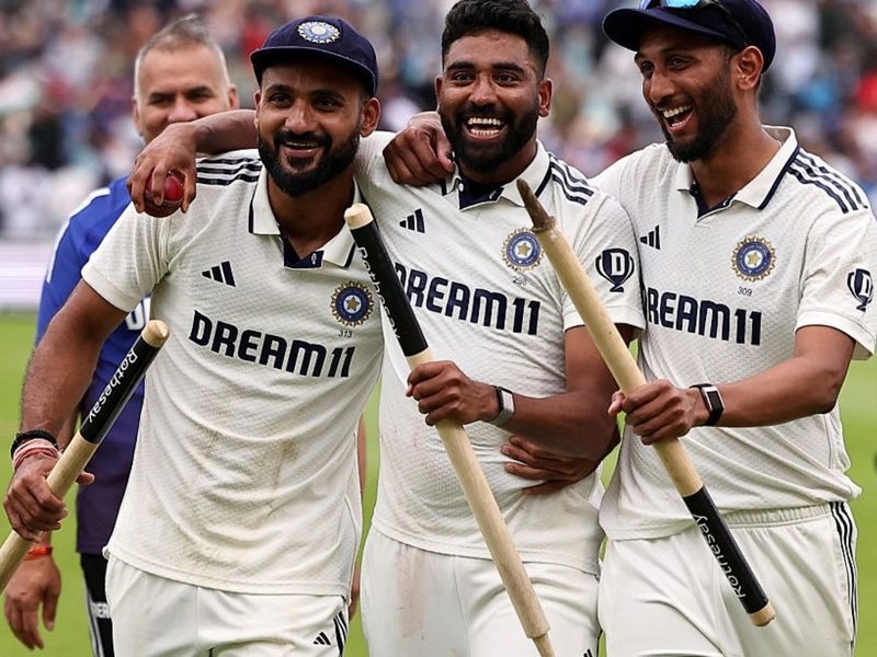 india-a-vs-south-africa-a-second-unofficial-test-live-score-and-updates.Click to read full article.