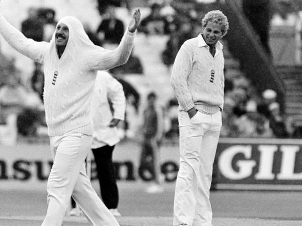 when-ian-botham-forgot-his-bat.Click to read full article.
