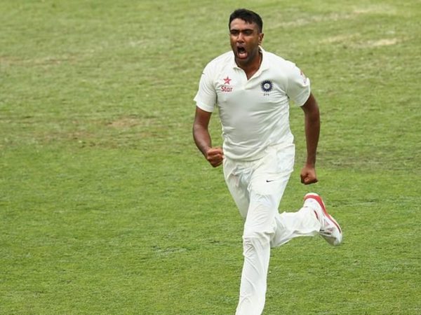 ashwin-renshaw-sledge-bengaluru-test-india-australia-2017.Click to read full article.