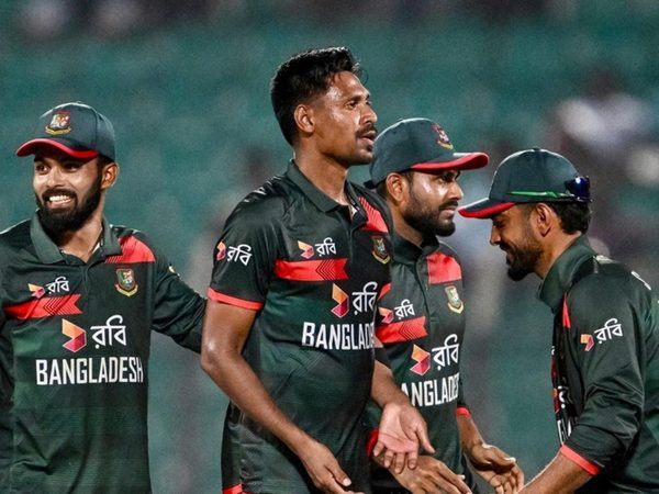 0-for-3-record-collapse-for-australia-top-order-as-bangladesh-quicks-wreak-havoc-in-mirpur.Click to read full article.