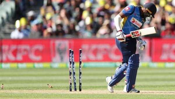 i-dont-like-sloppy-cricketers-mickey-arthur-hits-out-at-sri-lanka-player-over-fitness-comments.Click to read full article.