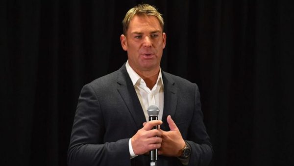 warne-loses-cool-and-accuses-australian-tabloids-of-making-up-crap.Click to read full article.