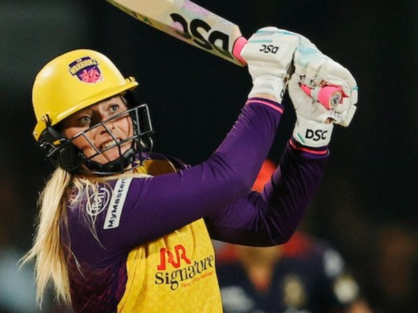 sophie-ecclestone-stars-with-bat-and-ball-in-classic-finish-to-clinch-first-ever-wpl-super-over.Click to read full article.