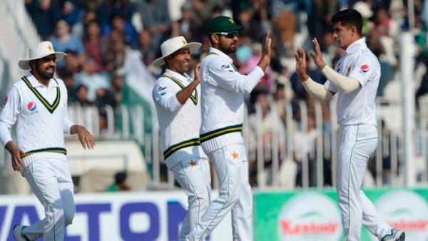 pakistan-announce-29-man-extended-squad-for-england-tour.Click to read full article.