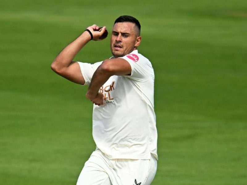county-bound-all-rounder-beyers-swanepoel-leaves-south-african-one-day-cup-final-mid-way-to-fly-to-england-team-extremely-disappointed.Click to read full article.