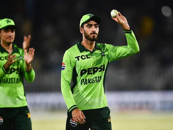 pakistan-all-rounder-arafat-minhas-sets-national-record-on-odi-debut-against-australia.Click to read full article.