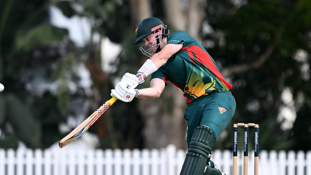 Mitch Owen of the Tigers plays a shot during the One Day Cup match between Victoria and Queensland at Allan Border Field, on September 19, 2025, in Brisbane, Australia