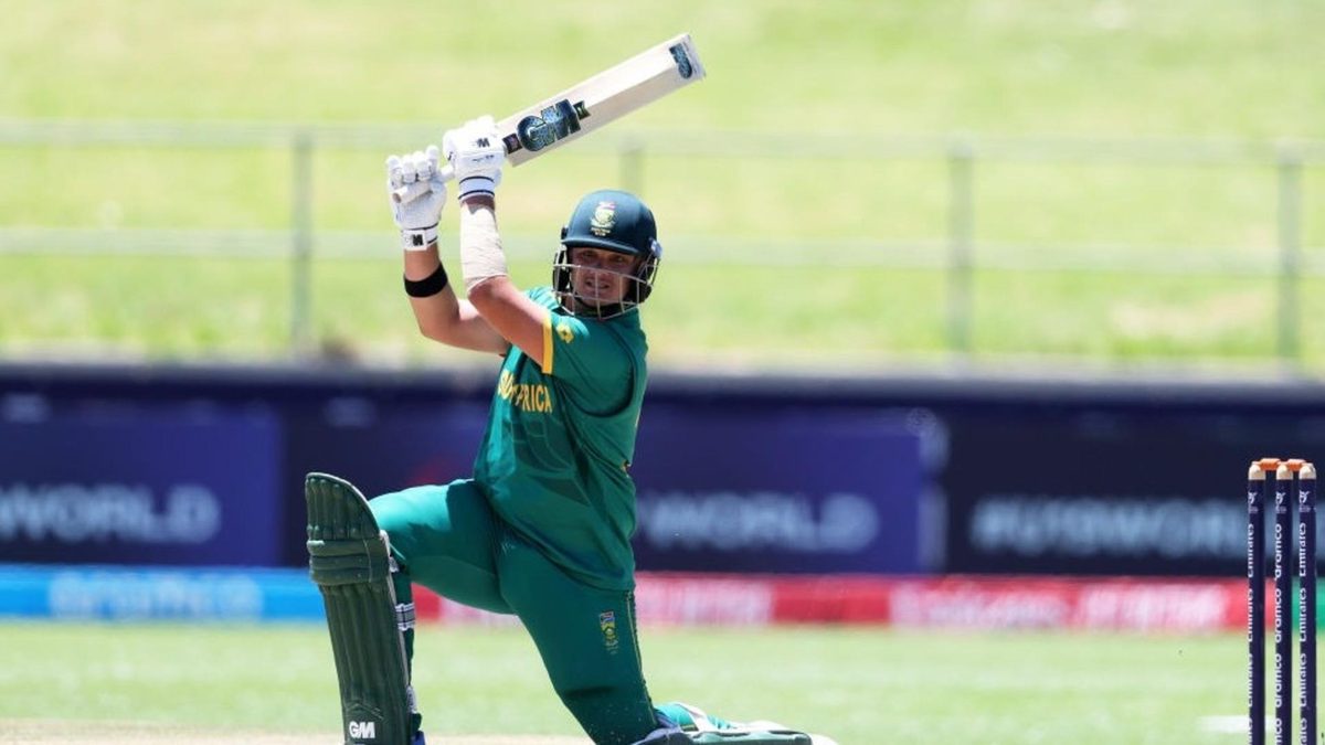 South African teenager Lhuan-dre Pretorius smashed his second consecutive List A century on Sunday (March 2), including a brutal takedown of Test spinner Senuran Muthusamy.