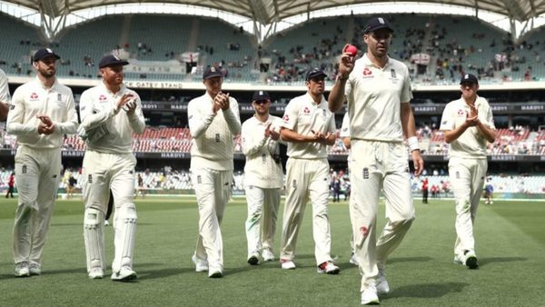 anderson-broad-dismiss-idea-of-using-pink-ball-to-combat-bad-light.Click to read full article.