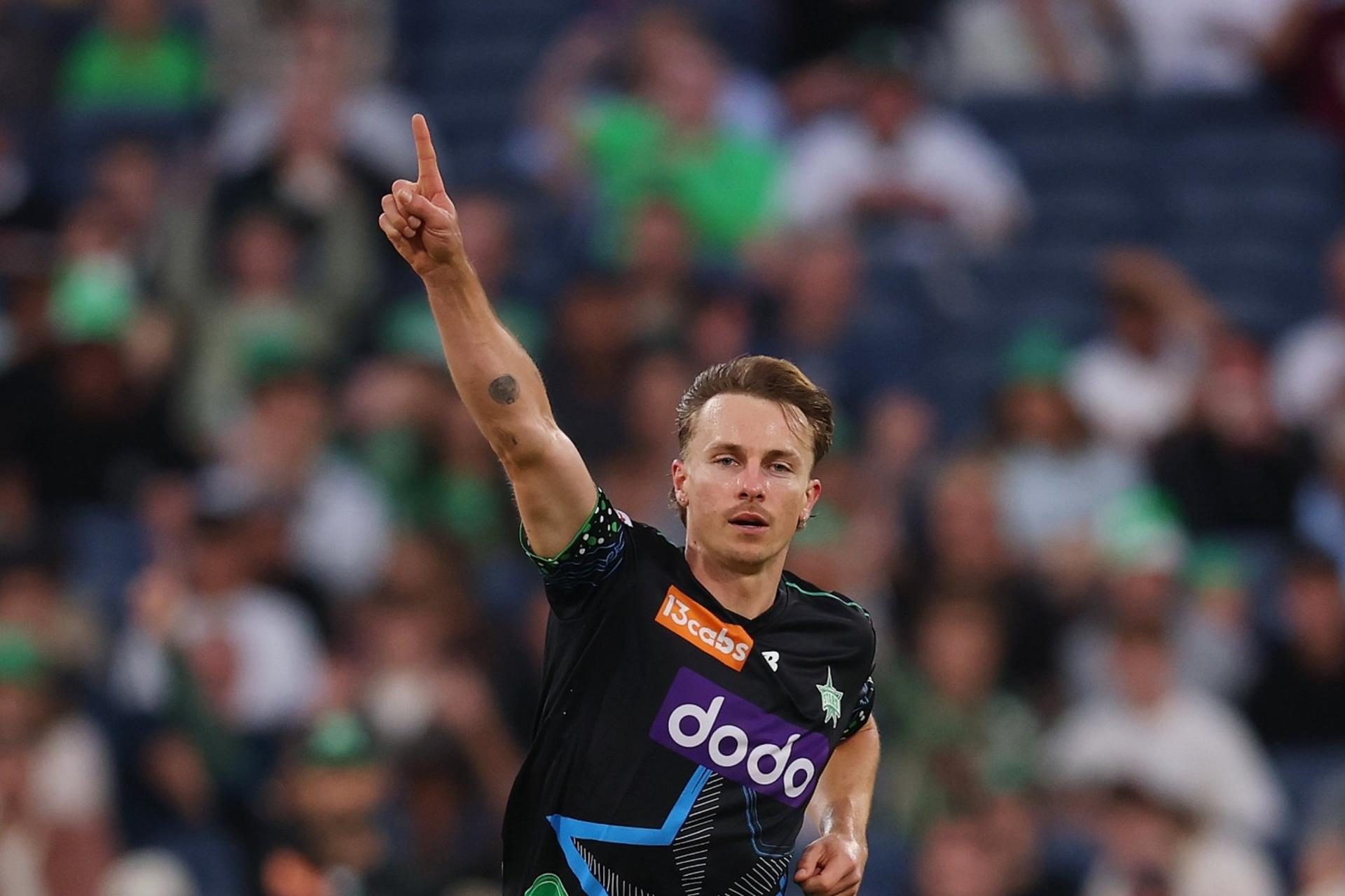 4-10 in four overs: Discarded England quick registers career-best figures to bowl BBL team out for sub-100 total