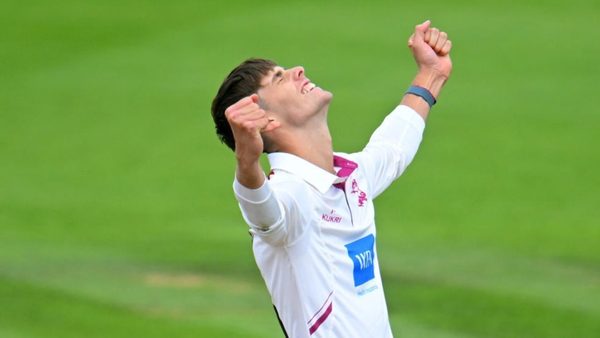 archie-vaughan-takes-6-102-for-somerset-in-crucial-championship-clash-against-surrey.Click to read full article.