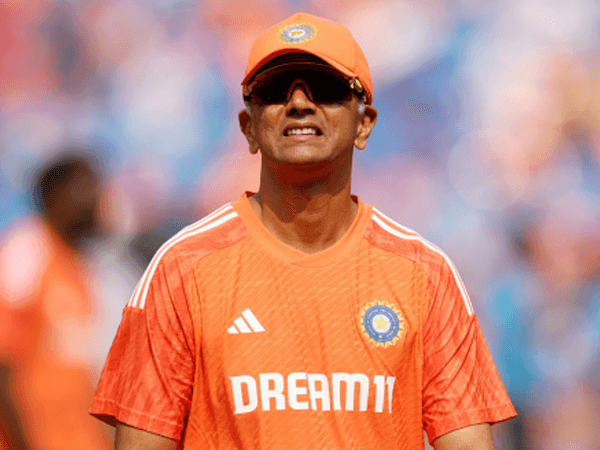rahul-dravid-responds-after-bcci-announce-contract-extension.Click to read full article.