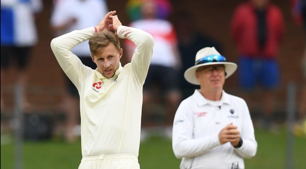 Dom Sibley narrowly avoids injury after Joe Root variation goes wrong