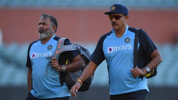 it-shouldnt-be-of-any-consequence-india-bowling-coach-questions-unfair-toss-advantage-in-t20-world-cup.Click to read full article.