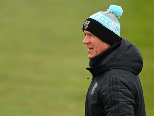 alec-stewart-stands-in-as-square-leg-umpire-in-county-championship-fixture.Click to read full article.