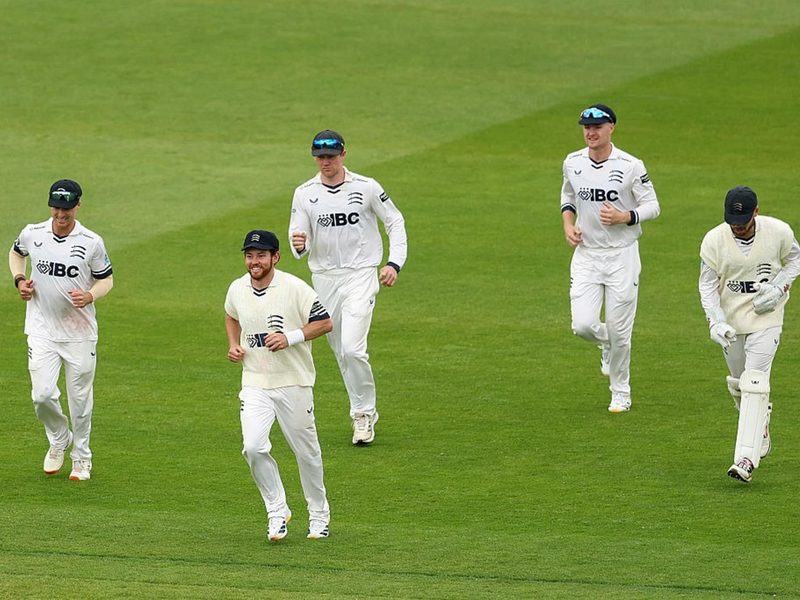 county-middlesex-forfeit-first-innings-to-force-result-on-last-day-of-championship-game-edited.Click to read full article.