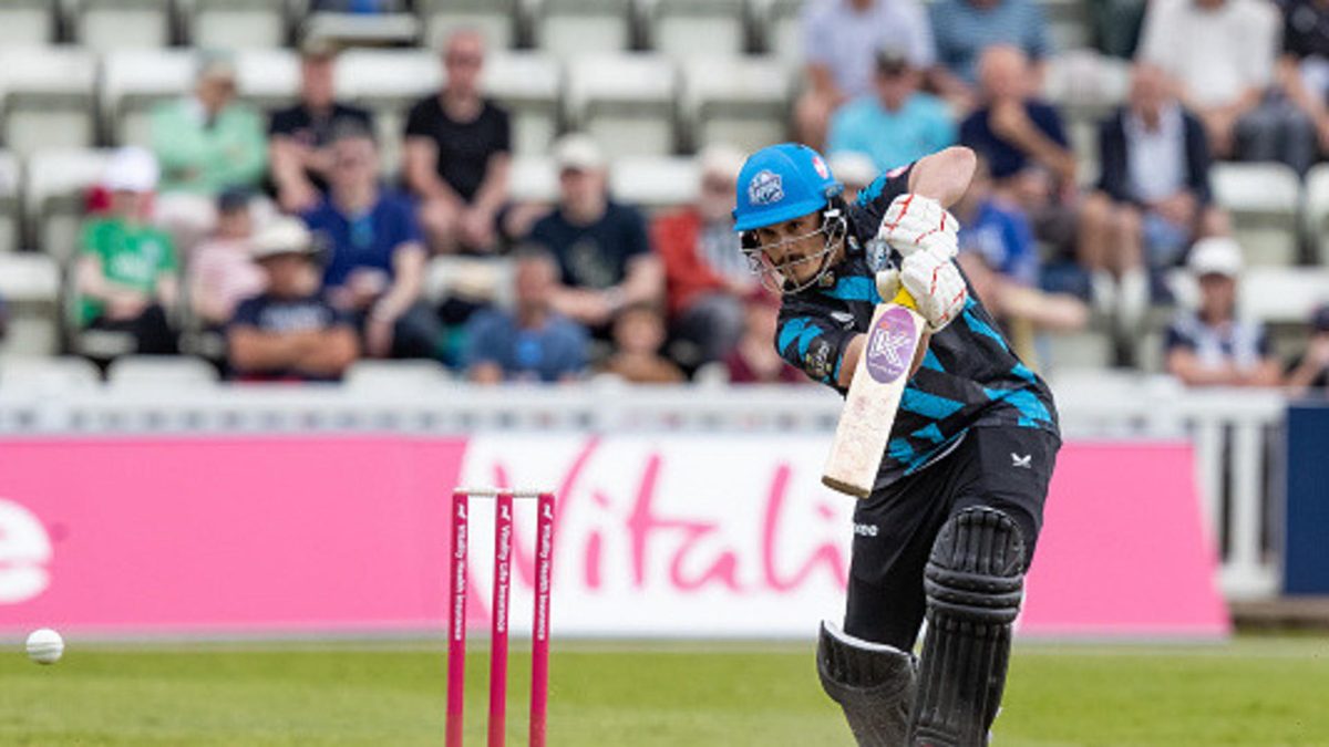 Rob Jones of Worcestershire Rapids drives during the Vitality Blast T20 match between Worcestershire Rapids and Northamptonshire Steelbacks at New Road on June 16, 2024 in Worcester, England