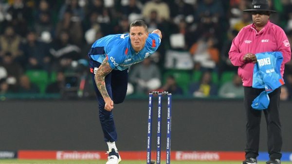 englands-batting-weighted-short-blanket-is-leaving-learning-bowlers-exposed.Click to read full article.