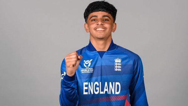 farhan-ahmed-becomes-youngest-bowler-in-county-championship-history-to-take-five-wicket-haul.Click to read full article.