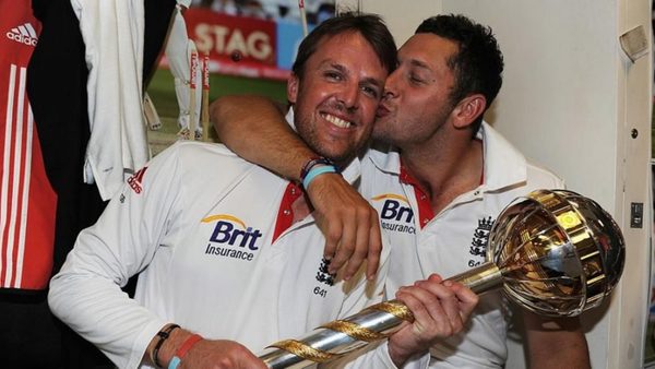 tim-bresnan-graeme-swann-prank.Click to read full article.